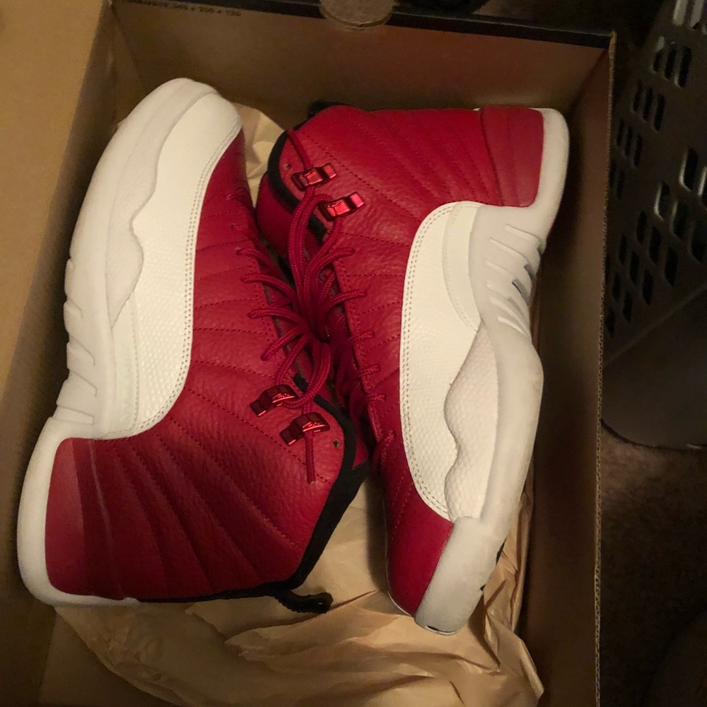 Jordan 12’s